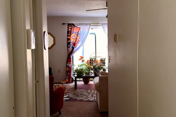 122 SUTTON PL 122