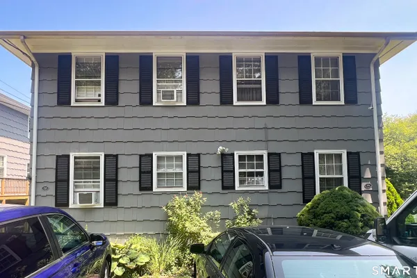 70 SUNRISE AVE 70