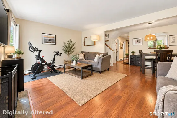 19 WOODWAY RD 24