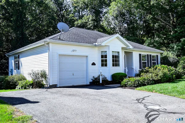 29 WINDY HILL LN 29