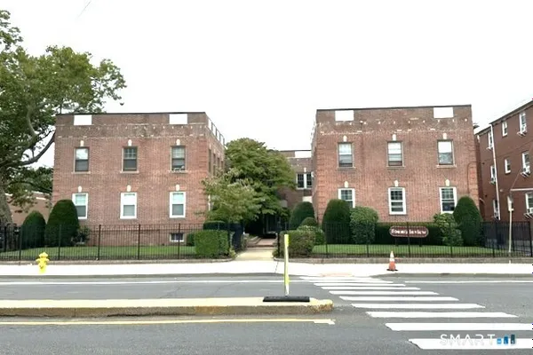 167 FOUNTAIN ST B3