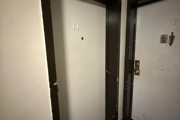 260 SUCCESS AVE 11  91