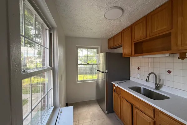 260 SUCCESS AVE 11  91