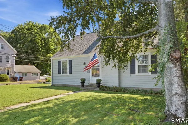 190 STEELE ST