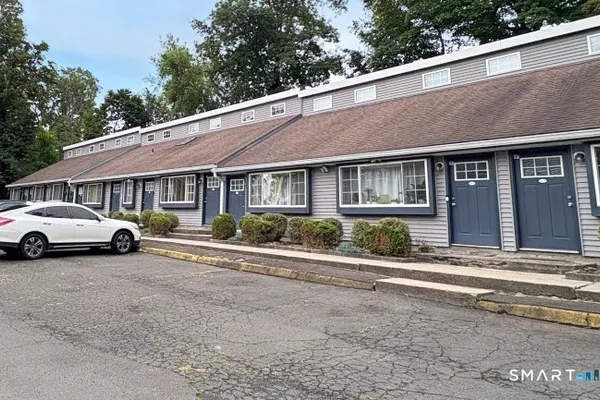83 E GRAND AVE