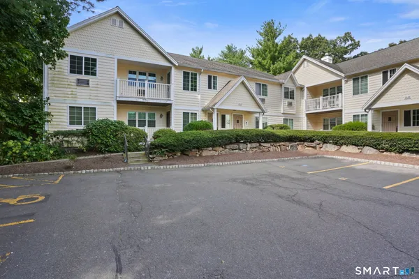 2955 MADISON AVE 44
