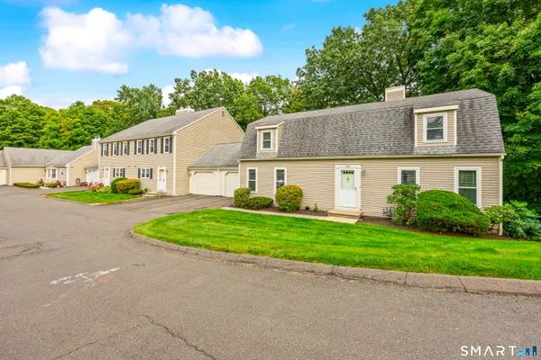 58 OLD TOWNE RD 58