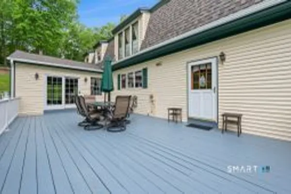 17 MARKHAM RD