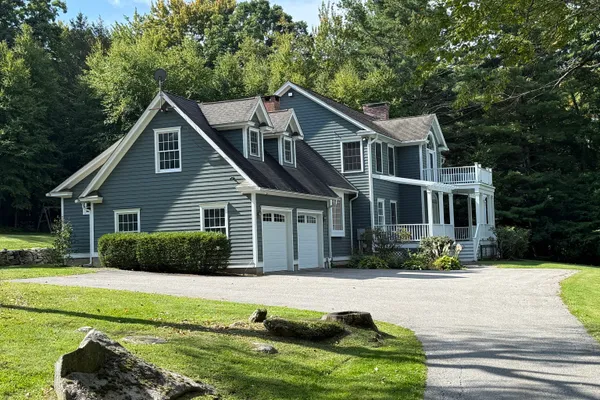 37 WOODRUFF LN