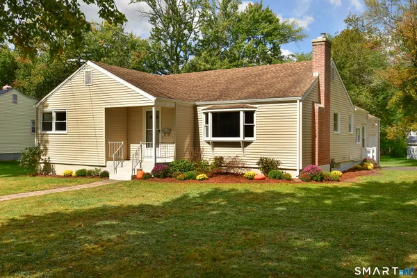 71 DUDLEY RD