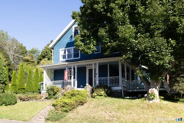 57 SUNNYSIDE AVE