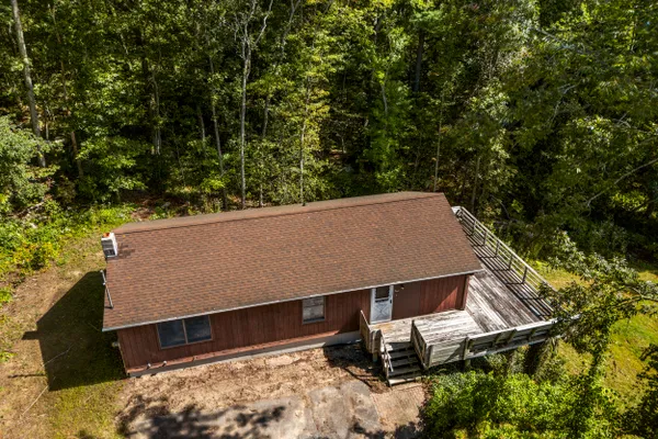 88 N SHORE RD