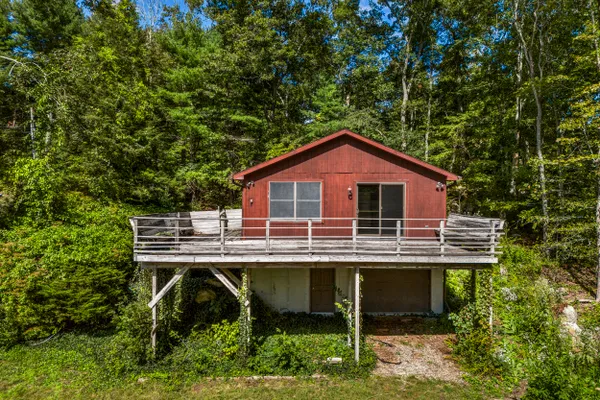88 N SHORE RD