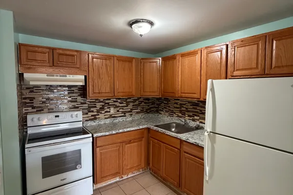 153 BULL HILL LN 105