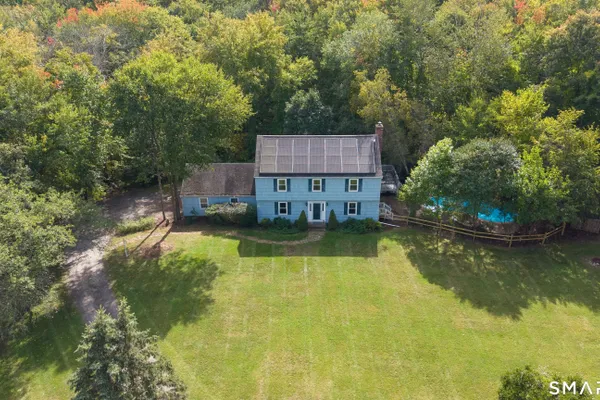 27 DANVERS RD