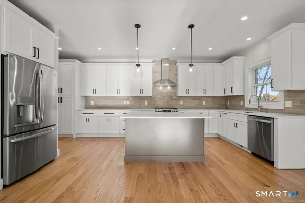 20 FIELDSTONE CT 20