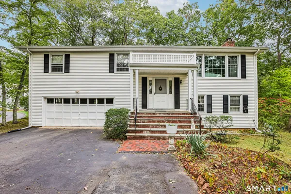 14 CHIPPING LN