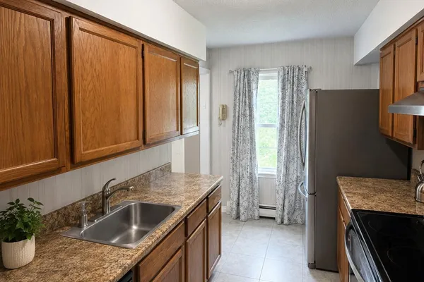 11 RIVERVIEW DR A