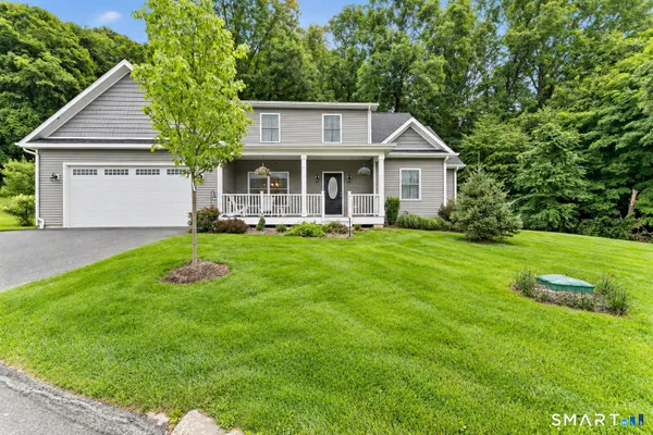 7 TALL OAKS DR 7