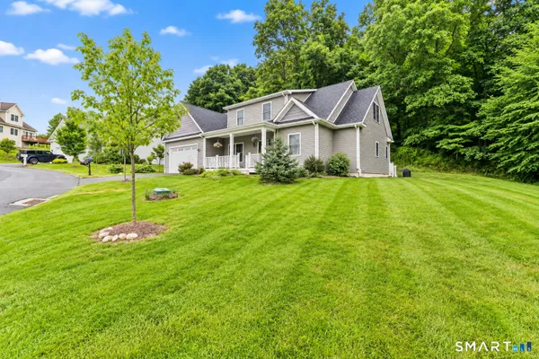 7 TALL OAKS DR 7