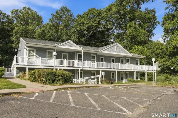 19 HIDDEN KNOLLS CIR 19