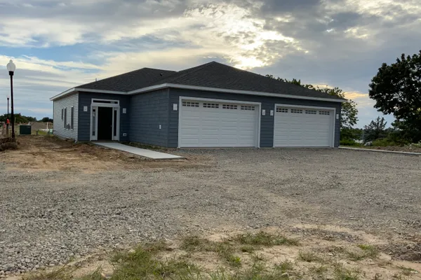 37 SHINGLE HILL RD C