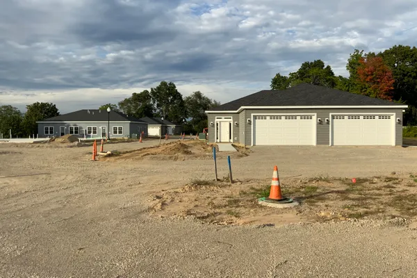 37 SHINGLE HILL RD C