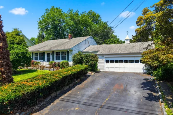 110 RUBY LN