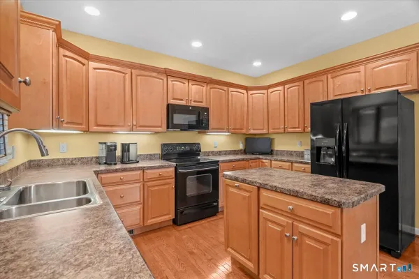 314 BRIARWOOD DR