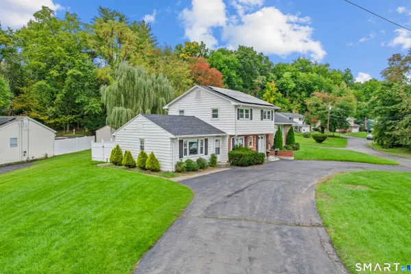 88 WINTONBURY AVE