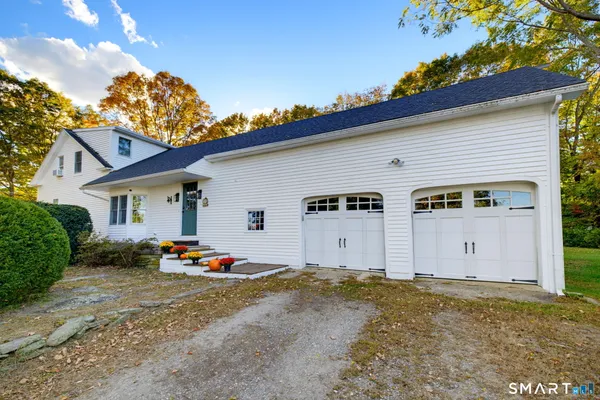 520 GOSHEN HILL RD