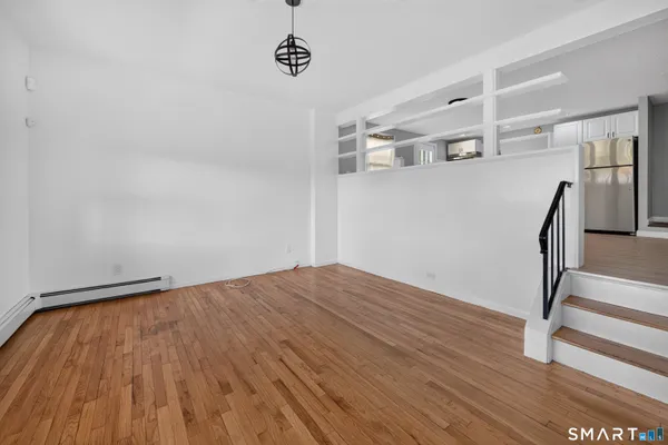 333 MILL ROCK RD 333