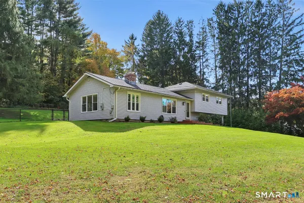 961 MIDDLEBURY RD