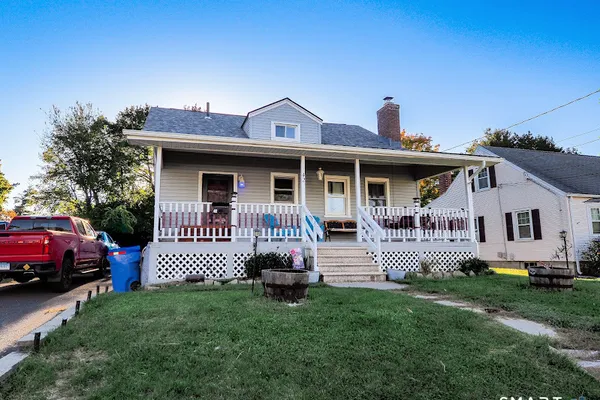 42 COLLIER AVE