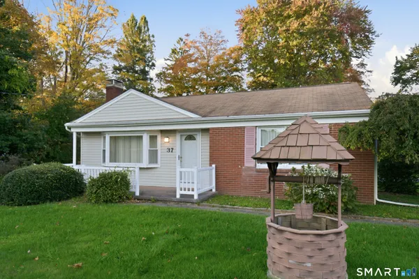 37 COLCHESTER AVE