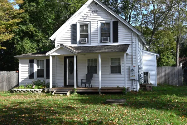 13 GRISWOLD AVE