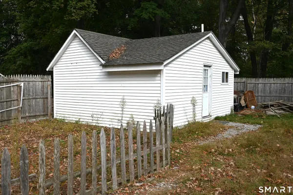 13 GRISWOLD AVE