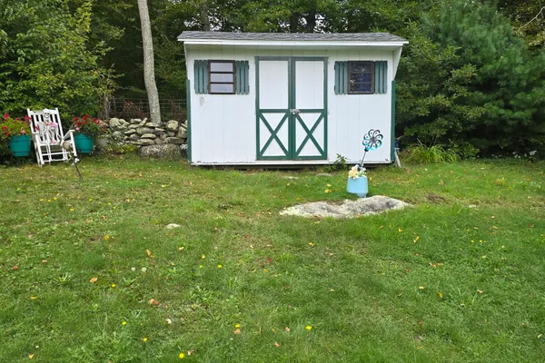 144 STEPHEN DR