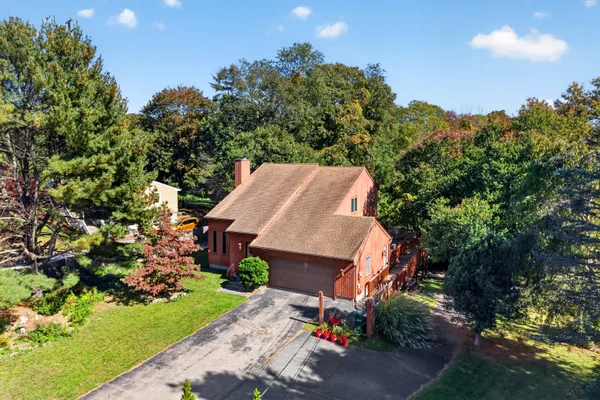 7 BLOOMINGDALE RD