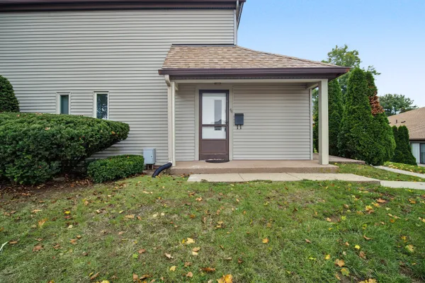 165 S ST 46