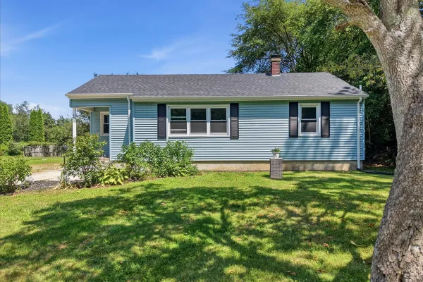 133 BLOOMINGDALE RD