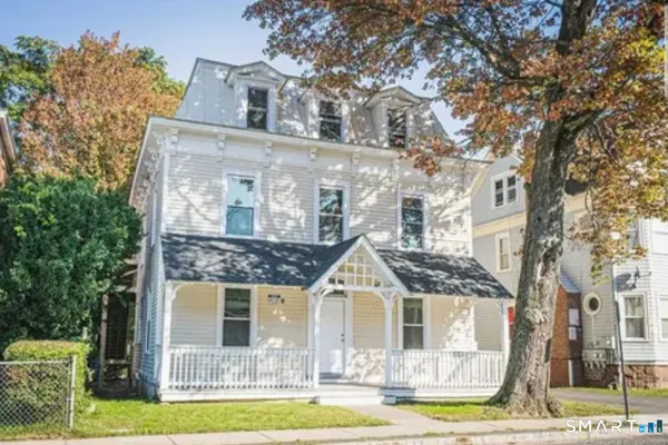 34 SISSON AVE