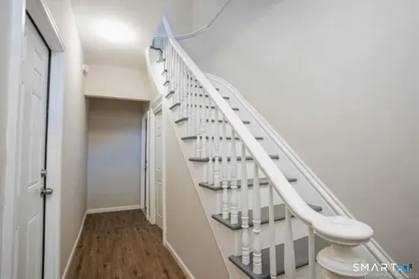 34 SISSON AVE