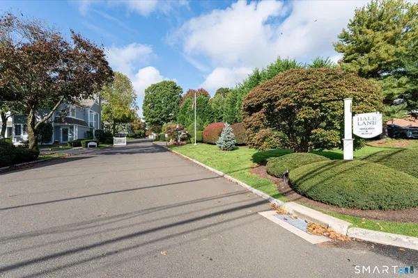 71 HALE LN 71