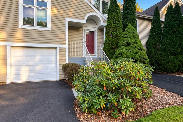 2 MADISON LN 2