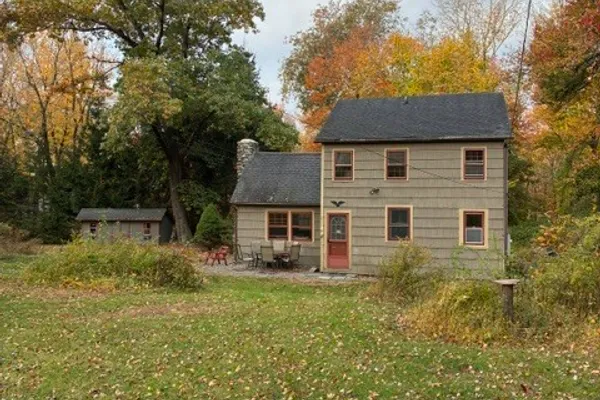 9 BIRCH HILL RD