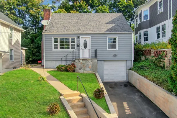 20 LINCOLN AVE