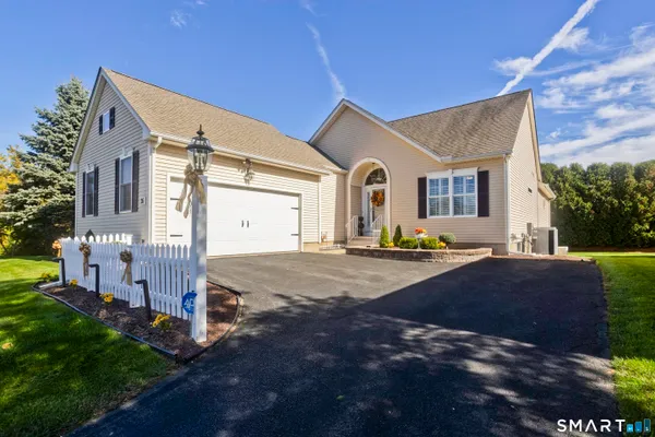 26 ROSS WAY 26