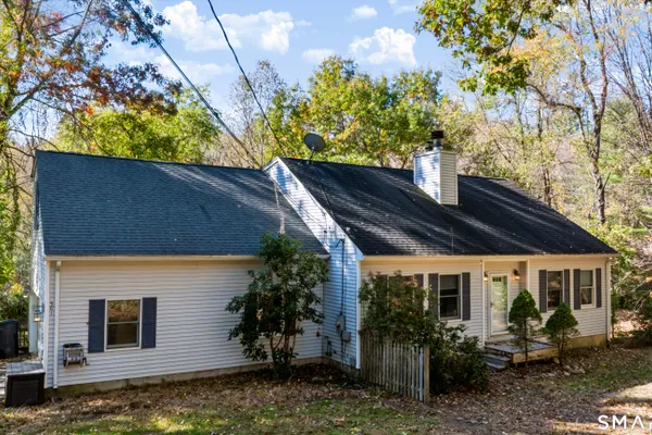 301 MERROW RD