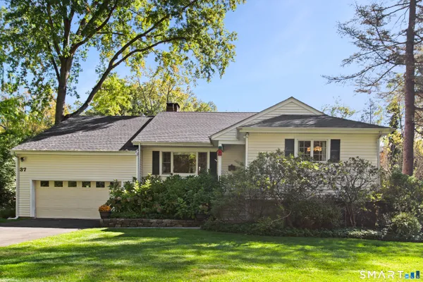37 MIDBROOK LN